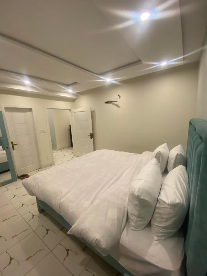 Burj Al Bahria Town Luxury Suites Lahore Exterior foto