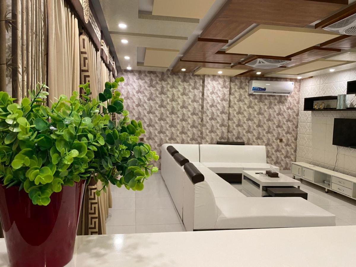 Burj Al Bahria Town Luxury Suites Lahore Exterior foto